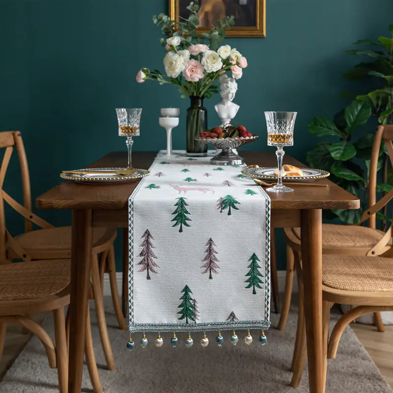 Modern Minimalist Christmas Table Runner With Tassels For Home Decor